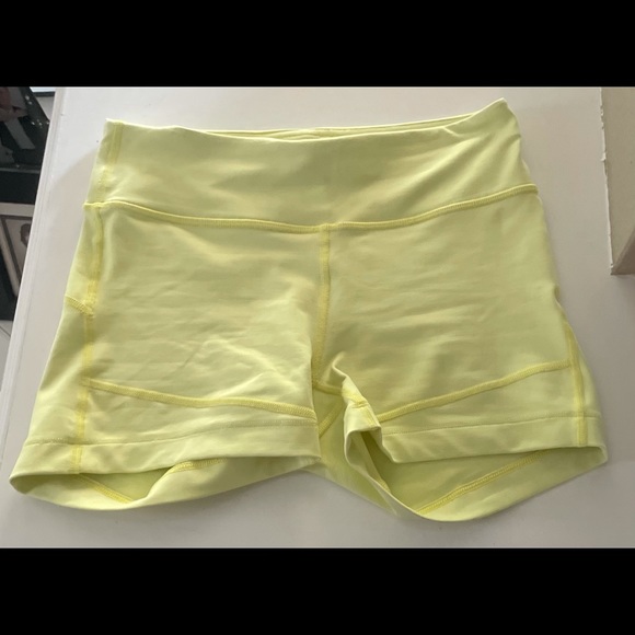 🚫SOLD🚫 OV Move Free 3.5” shorts in Gecko (S) - Picture 6 of 9